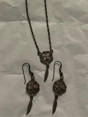 Vintage Sterling-Style Silver Flower Pendant Necklace and Earring Set
